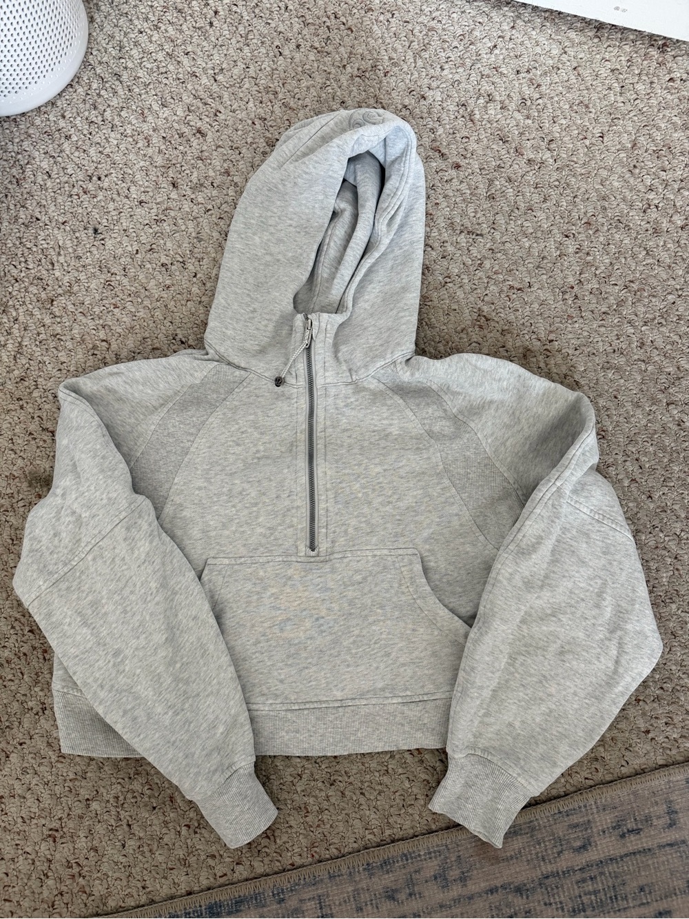 Lululemon Scuba Light Gray Half-Zip Hooded Pullover Sweatshirt